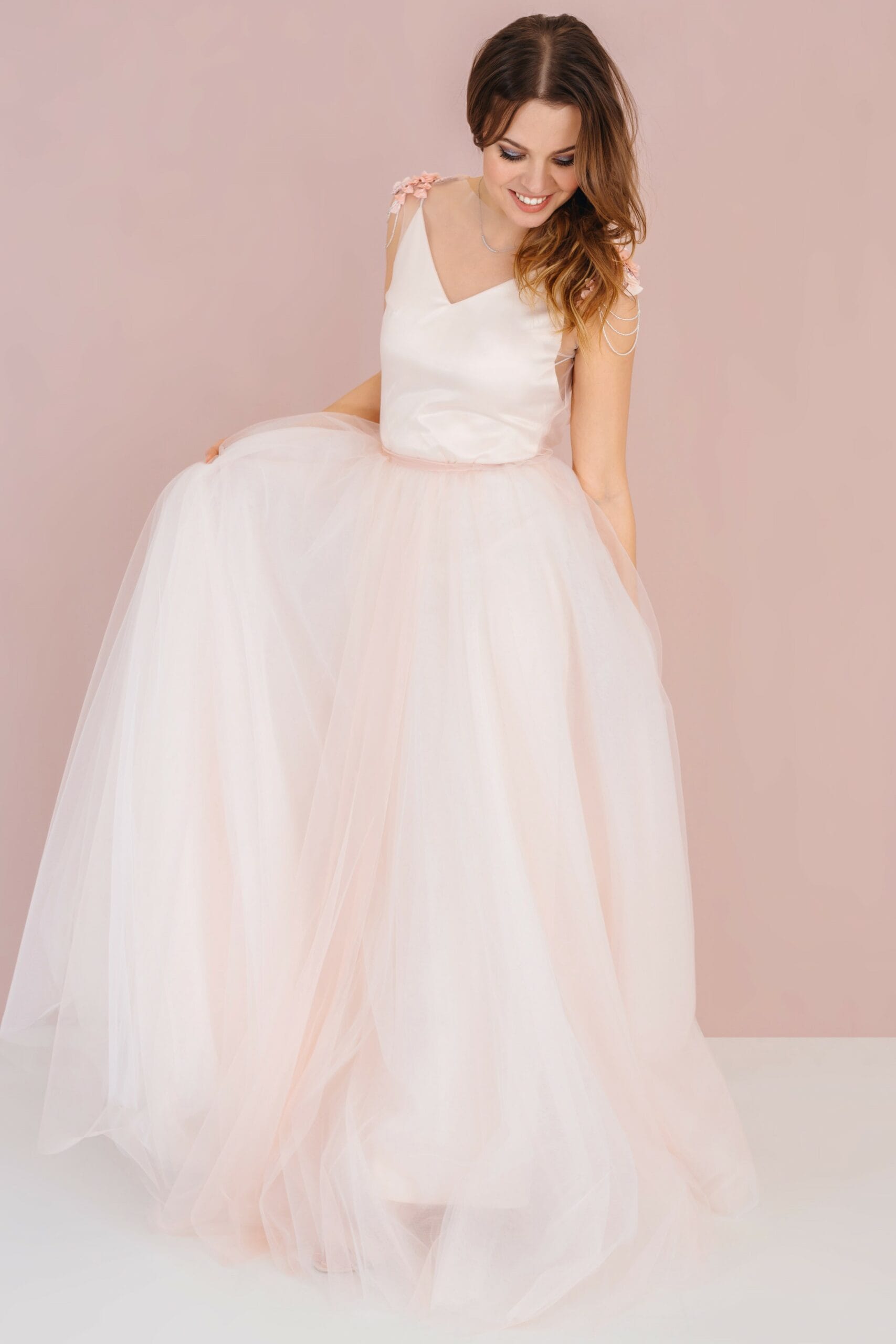 Свадебное платье BRITANY, коллекция LOFT, бренд RARE BRIDAL, фото 2 Свадебное платье BRITANY, коллекция LOFT, бренд RARE BRIDAL, фото 2