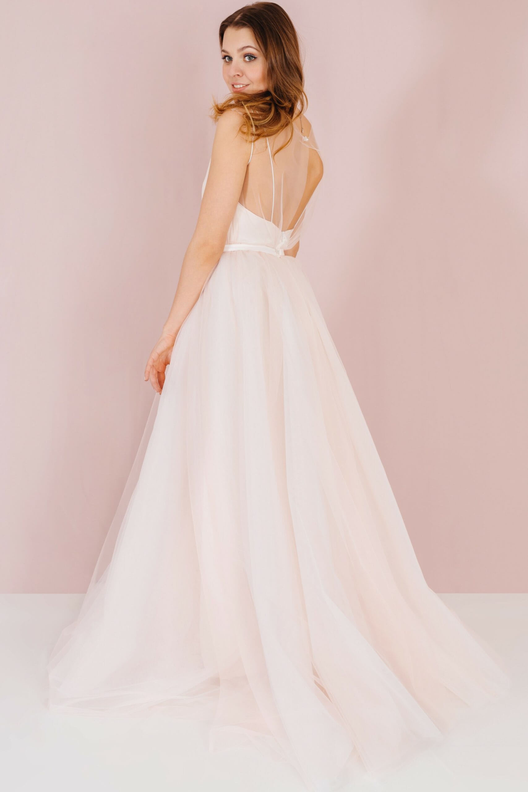 Свадебное платье HARMONY, коллекция LOFT, бренд RARE BRIDAL, фото 3 Свадебное платье HARMONY, коллекция LOFT, бренд RARE BRIDAL, фото 3